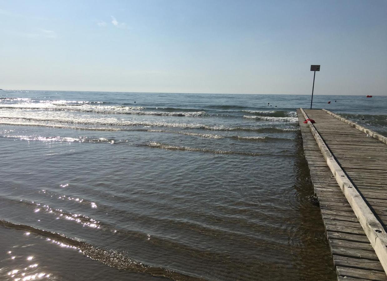 Nuovo E Centrale Appartamento 3-4 Persone Lido di Jesolo Kültér fotó
